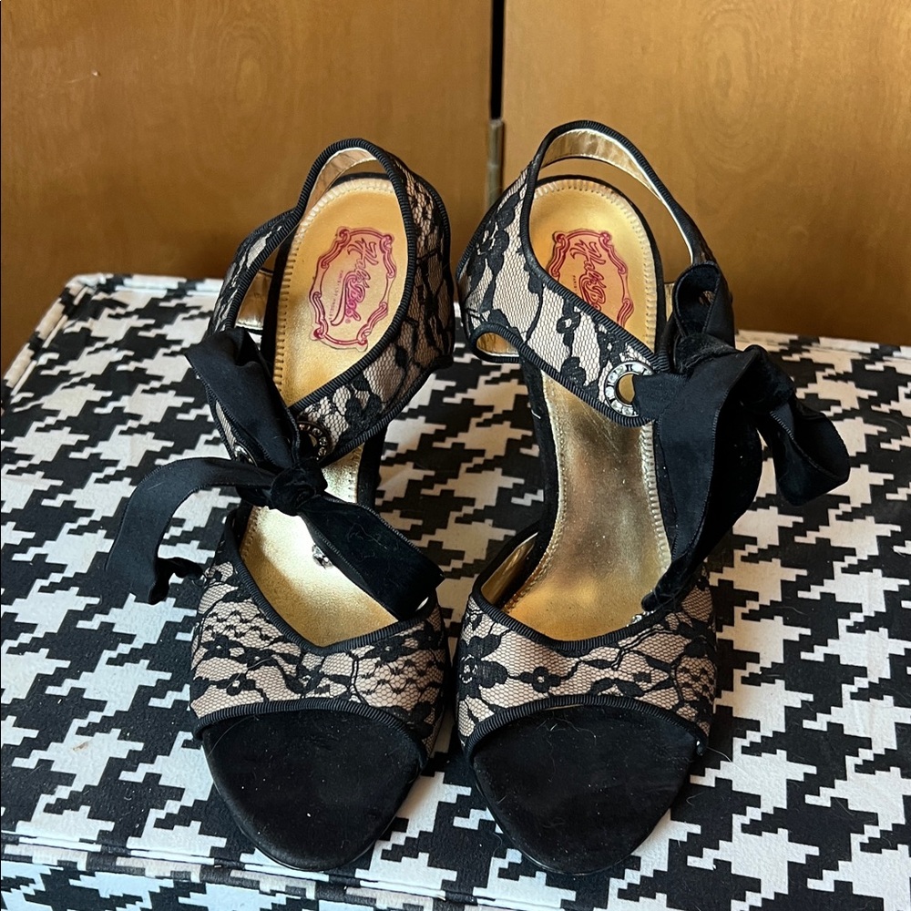 Charlotte Olympia Black Lace Peep-Toe Heels with Bow and Crystal Charm - Picture 5 of 5